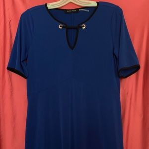 Knee-high, short sleeve, Royal blue dress
